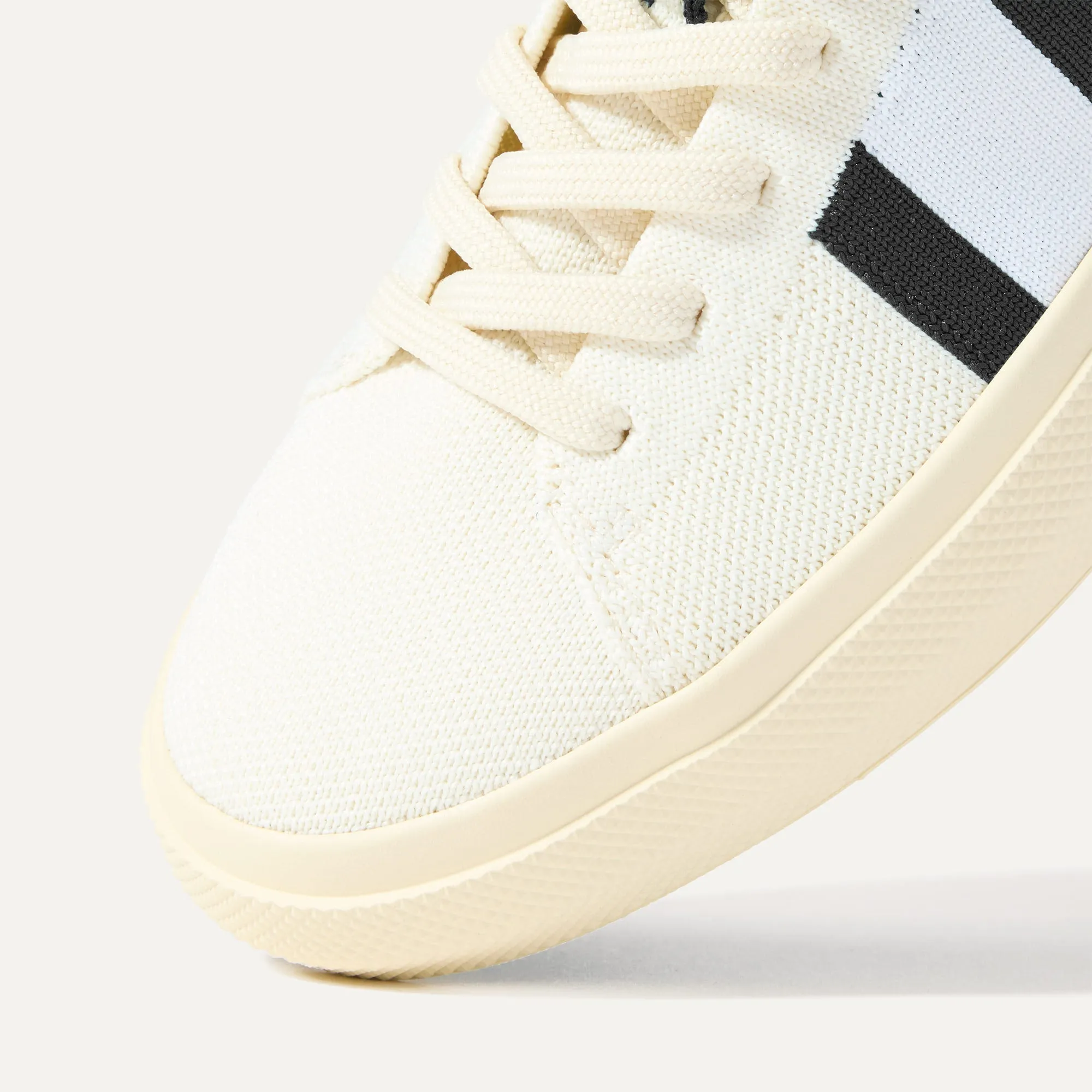 The Women's RS02 Sneaker - Jet